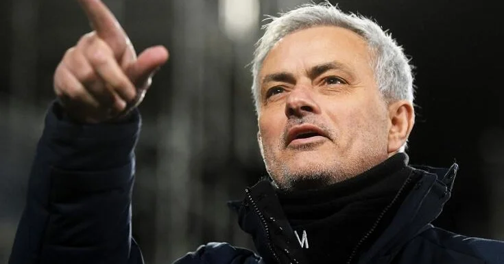 Mourinyo “Arsenal”ın ulduzunu yoldan çıxardı