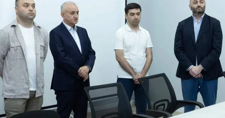 Kəpəz yenə sponsorsuz qaldı Namiq Qədirov klubu tərk etdi, maliyyə problemi yarandı