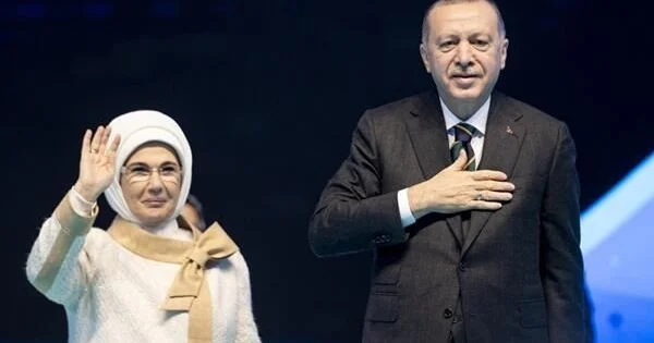 Ərdoğanın bu sözləri xanımını ağlatdı