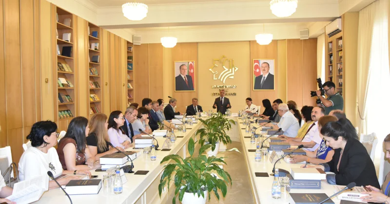 “Məhəmməd Füzuli. Biblioqrafiya” və “Məhəmməd Füzuli. Həyatı və yaradıcılığı” kitablarının təqdimat olub