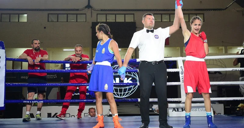 Avropa birinciliyi: 5 boksçumuz yarımfinalda FOTO