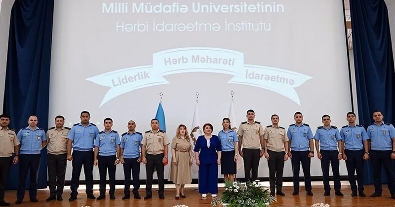 Azərbaycan Ordusunda müxtəlif xarici dillər üzrə təşkil olunmuş kursların buraxılış mərasimi keçirilib FOTO