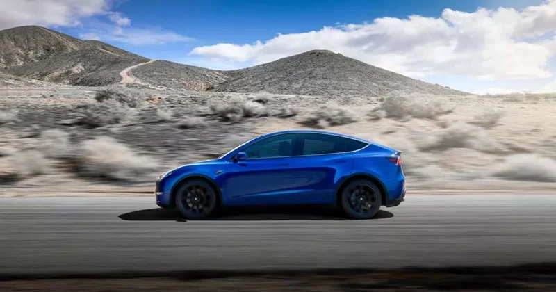 Tesla встроит искусственный интеллект Grok в свои автомобили