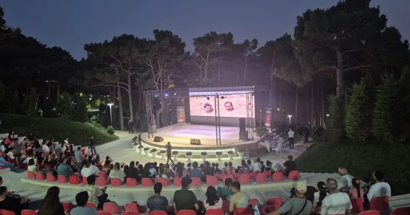 Xətai rayonunda Xalq artisti Rasim Balayevlə görüş və “Kino həftəsi”nin açılış mərasimi baş tutub