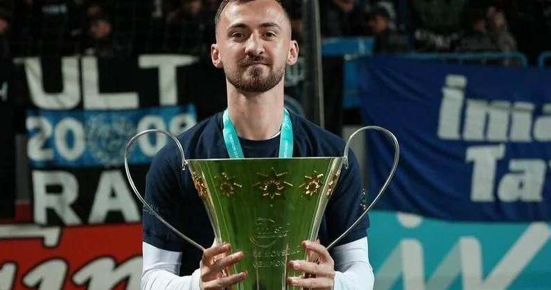 “Qarabağ”dan ayrılan futbolçu: Mənimlə rəftardan danışmaq istəmirəm MÜSAHİBƏ