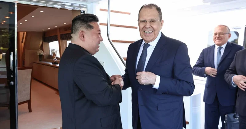 Ким Чен Ын проявил заботу о Лаврове