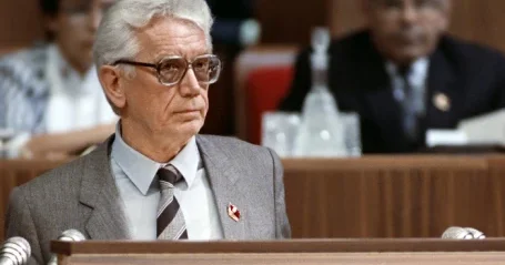 Скончался последний член Политбюро ЦК КПСС Вадим Медведев