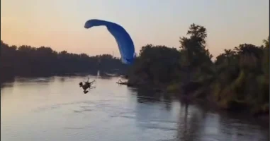 В США погиб парапланерист после столкновения с ЛЭП ВИДЕО