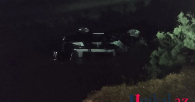 Xaçmazda Range Rover çaya aşdı