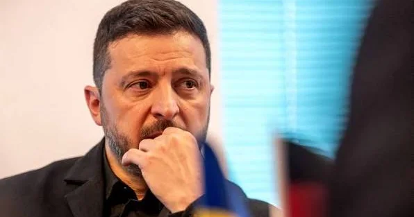 Zelenski hökuməti dəyişdirir: Baş nazirdən başladı