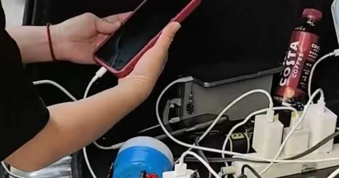 Elektromobil və hibridlər zərərçəkənlərin köməyinə çatır FOTOLAR