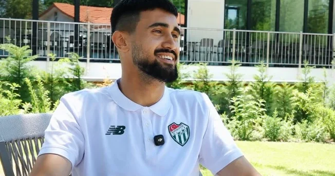 Toral Bayramov Bursa televiziyasına Azərbaycan dilində futbol terminlərini tanıdıb VİDEO