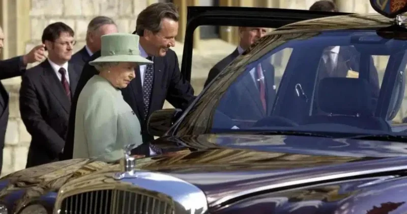 Rolls Royce deyil: II Elizabetin çox sevdiyi 12 milyon dollarlıq unikal avtomobil