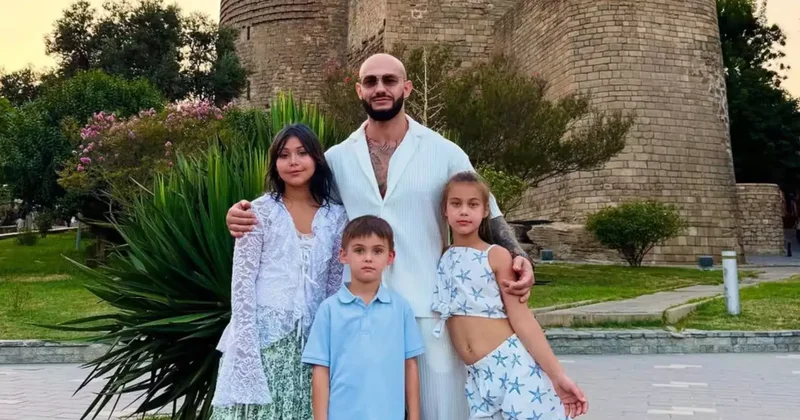 Rus məşhur ailəsi ilə Bakıya gəldi