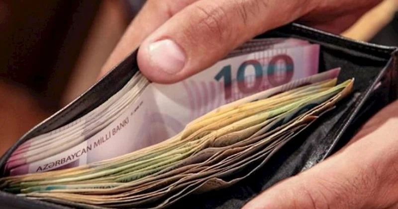 Azərbaycanda orta aylıq əməkhaqqı 2 manat 30 qəpik artıb Rəsmi