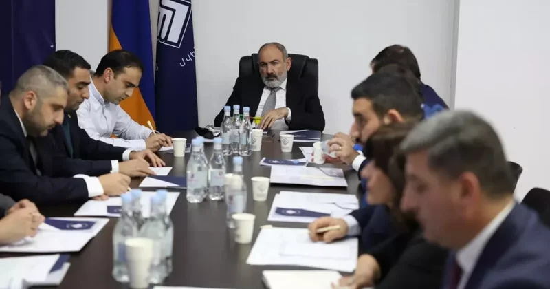 Определен новый список руководящего состава партии Пашиняна