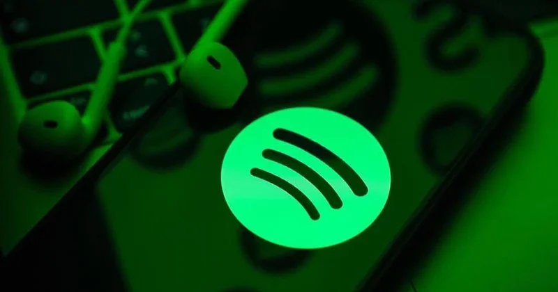 Spotify Türkiyədəki moderatorlarına qarşı rüşvət iddiaları ilə bağlı araşdırma başladıb