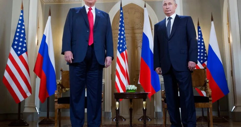 Bloomberg: Putin Alyaska görüşündə Trampdan üstün olacaq