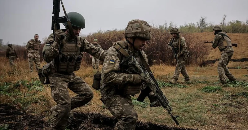 Украинцы срочно перебрасывают дополнительные войска в Покровское