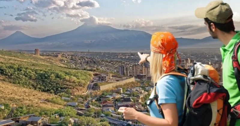 İrəvanda yenə 1 Azərbaycanlı turist: Ermənilər yenə təşvişdə