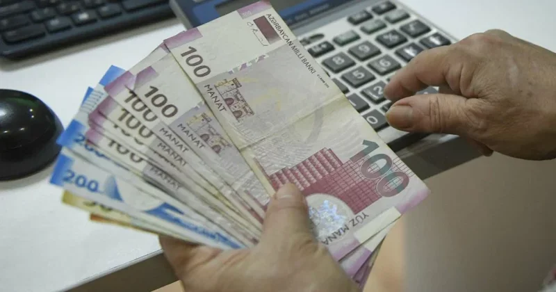 Sevindirici XƏBƏR: Bu şəxslərin maaşlarına əlavələr olunacaq RƏSMİ