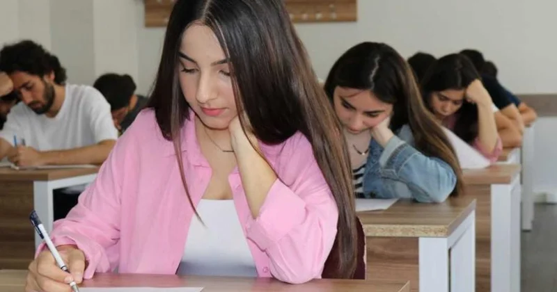 Son dövrlər qəbul imtahanlarında 700 bal toplayanlar yoxdu