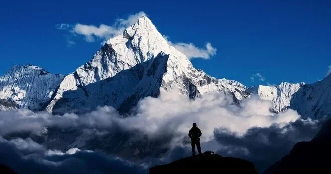 Everest dağında 10 il sonra bir ilk yaşanacaq