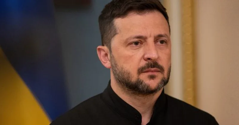 Зеленский поручил упростить пересечение границы для молодых украинцев