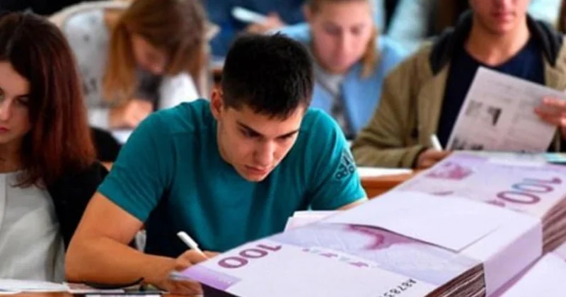 Bahalı təhsil, şəffaf olmayan hesablar Universitetlərdə narazılıq böyüyür