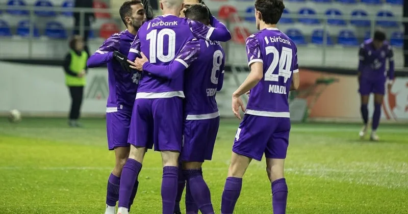 Millimizin futbolçusu Abbasovun yanına getdi