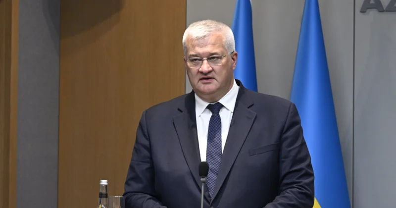 Украина отказалась отдавать свои территории
