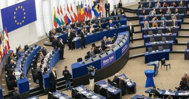 Avropalı deputatlar: Rusiya təcavüzə görə mükafatlandırılmamalıdır