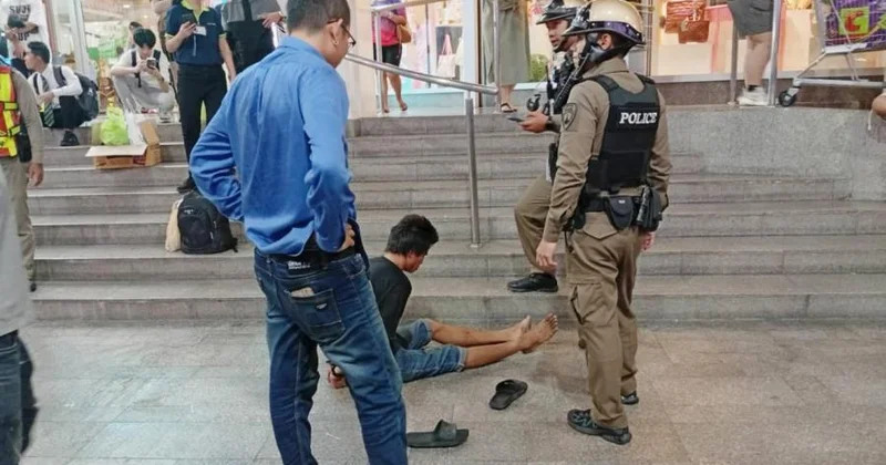 İşsiz tailandlı 2 turisti yandırdı