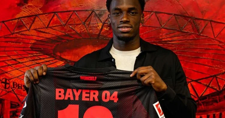 Bayer Niderland millisinin üzvünü transfer etdi RƏSMİ