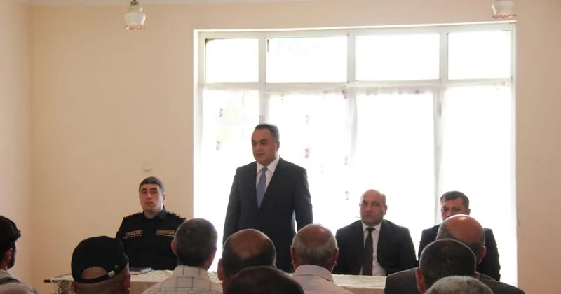 Yuxarı Ağcakənddə səyyar qəbul: Sakinlər dinlənildi, məsələlər yerində araşdırıldı
