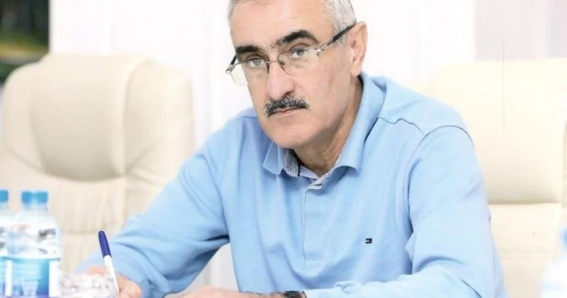 Günəşli dayanacaqlar ın ADAMI