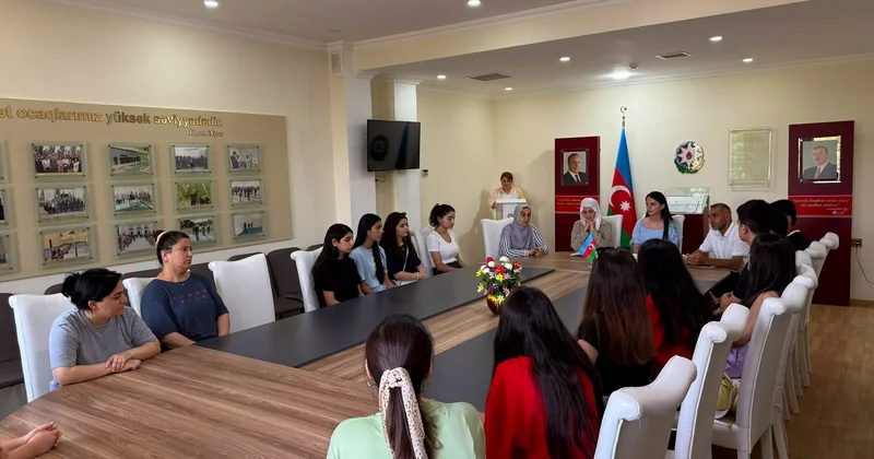 “Zərərli informasiyalardan qorun” adlı maarifləndirici tədbir FOTO