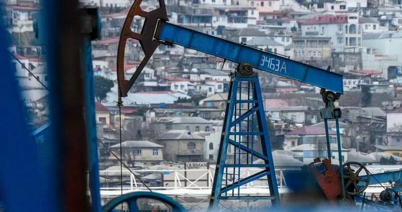 IEA обнародовало данные по суточной добыче нефти в Азербайджане