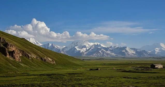 Qırğızıstan silkələndi zəlzələ Bişkekdə də hiss edildi