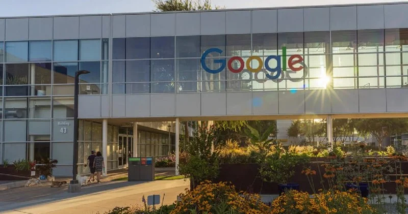 Google CV lərin yoxlanılmasında süni intellektdən imtina edərək ənənəvi üsula qayıtdı