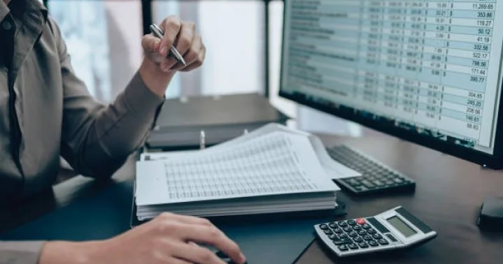 25 auditor subyektinin icazəsi dayandırılıb