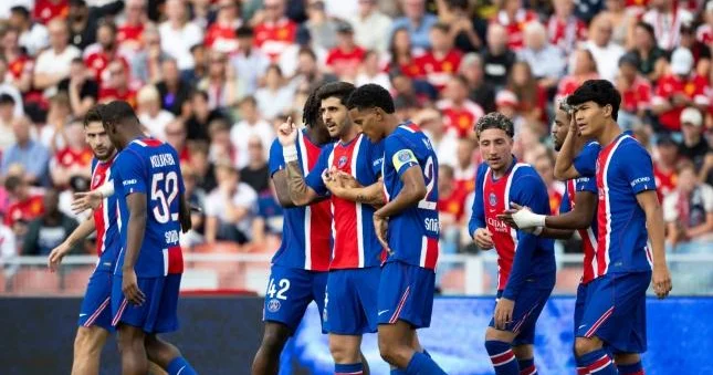 PSJ UEFA Superkubokunu da qazandı