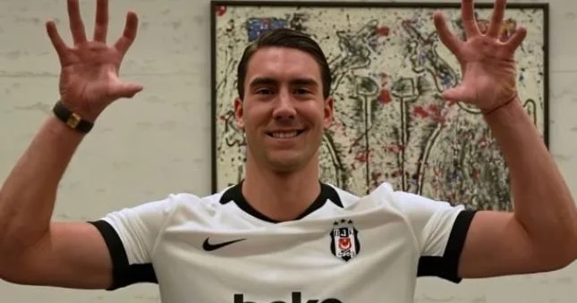 Vlahoviç rəsmən "Beşiktaş"da