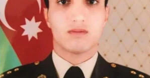 Şəhid atasının doğum gününü məzarı başında qeyd etdilər Ürəkdağlayan görüntülər