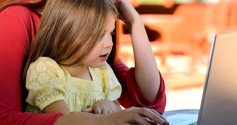 Ölü internet nəzəriyyəsi: Hər üç nəfərdən biri saxtadır?