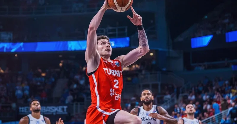 Basketbol üzrə Türkiyə millisi Avropa çempionatının finalına vəsiqə qazanıb