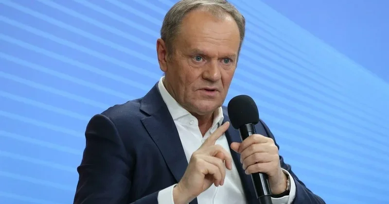 Туск пригрозил ответом на любые попытки атаковать Польшу в будущем