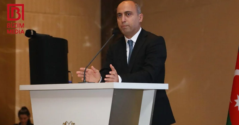 Emin Əmrullayev: “Əsas problemimiz ibtidai təhsildədir”