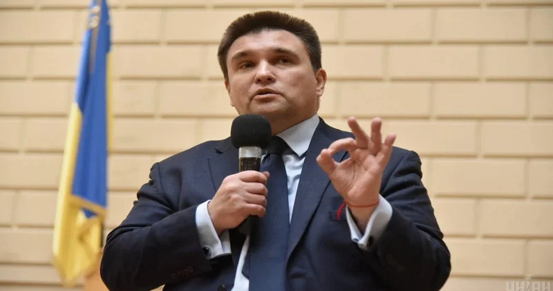 Atom düyməsini də təsadüfən basa bilərlər... Ekspert Trampın bəyanatını şərh etdi
