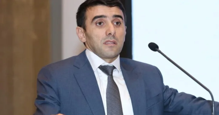 Sinifdə şagird çoxluğu tədrisə pis təsir etmir Elnur Əliyev